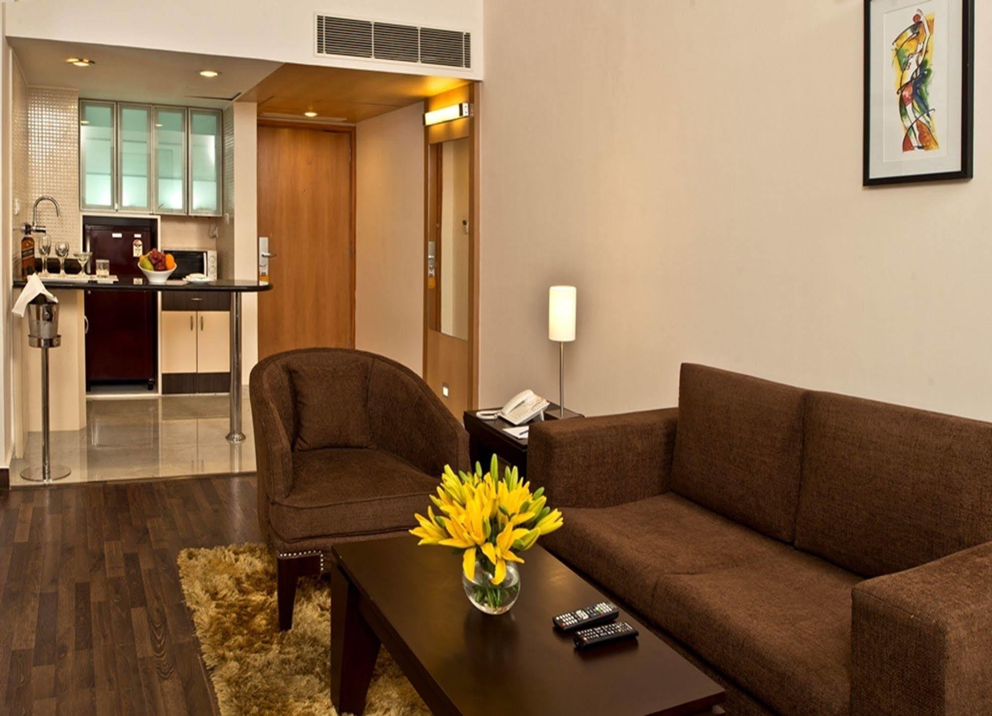 Red Fox By Lemon Tree Hotels, Bhiwadi Luaran gambar