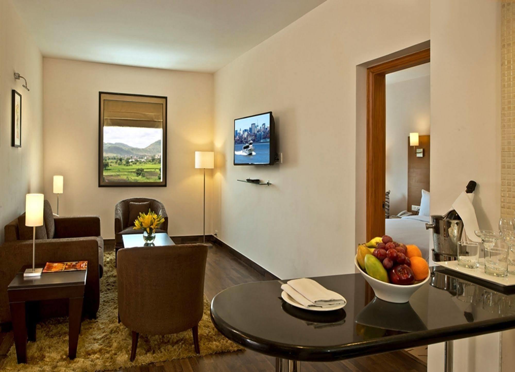 Red Fox By Lemon Tree Hotels, Bhiwadi Luaran gambar